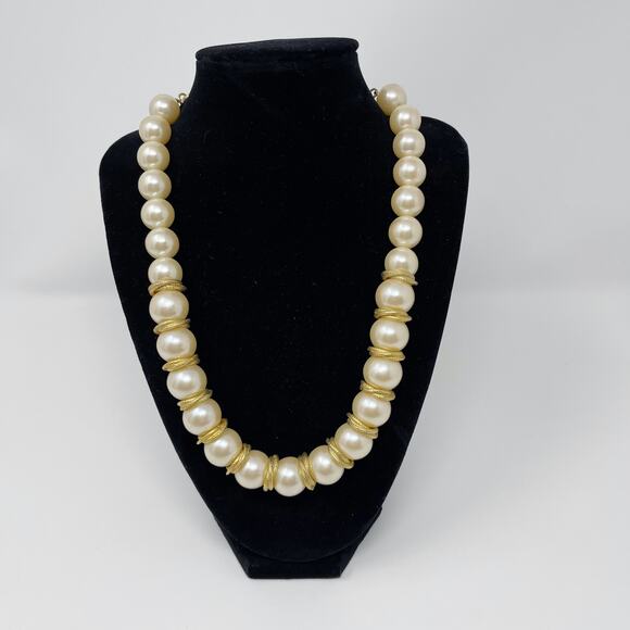 Faux Pearl with Gold Detail Necklace Adjustable Closure Statement - Picture 1 of 7